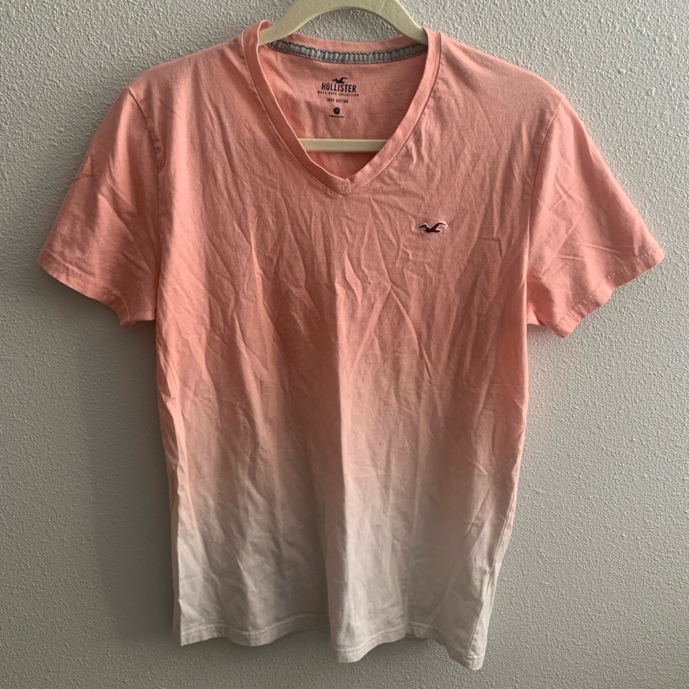 Hollister v-neck tshirt